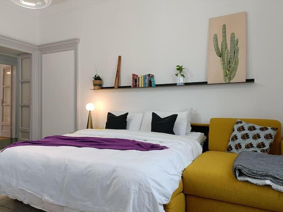 Stylish Flat Near Station And City Center Комо Экстерьер фото