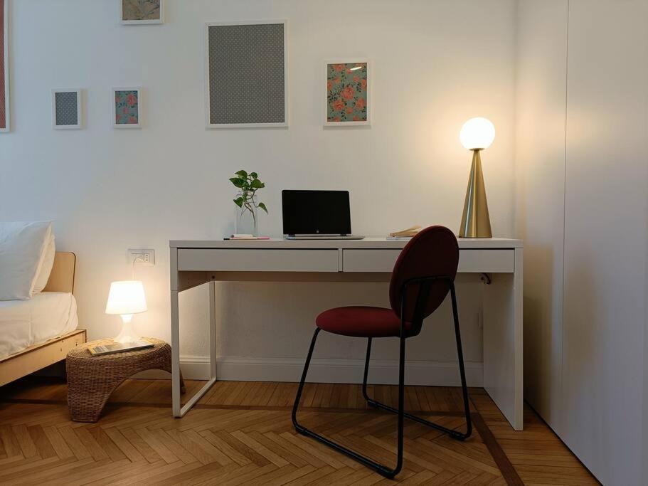 Stylish Flat Near Station And City Center Комо Экстерьер фото